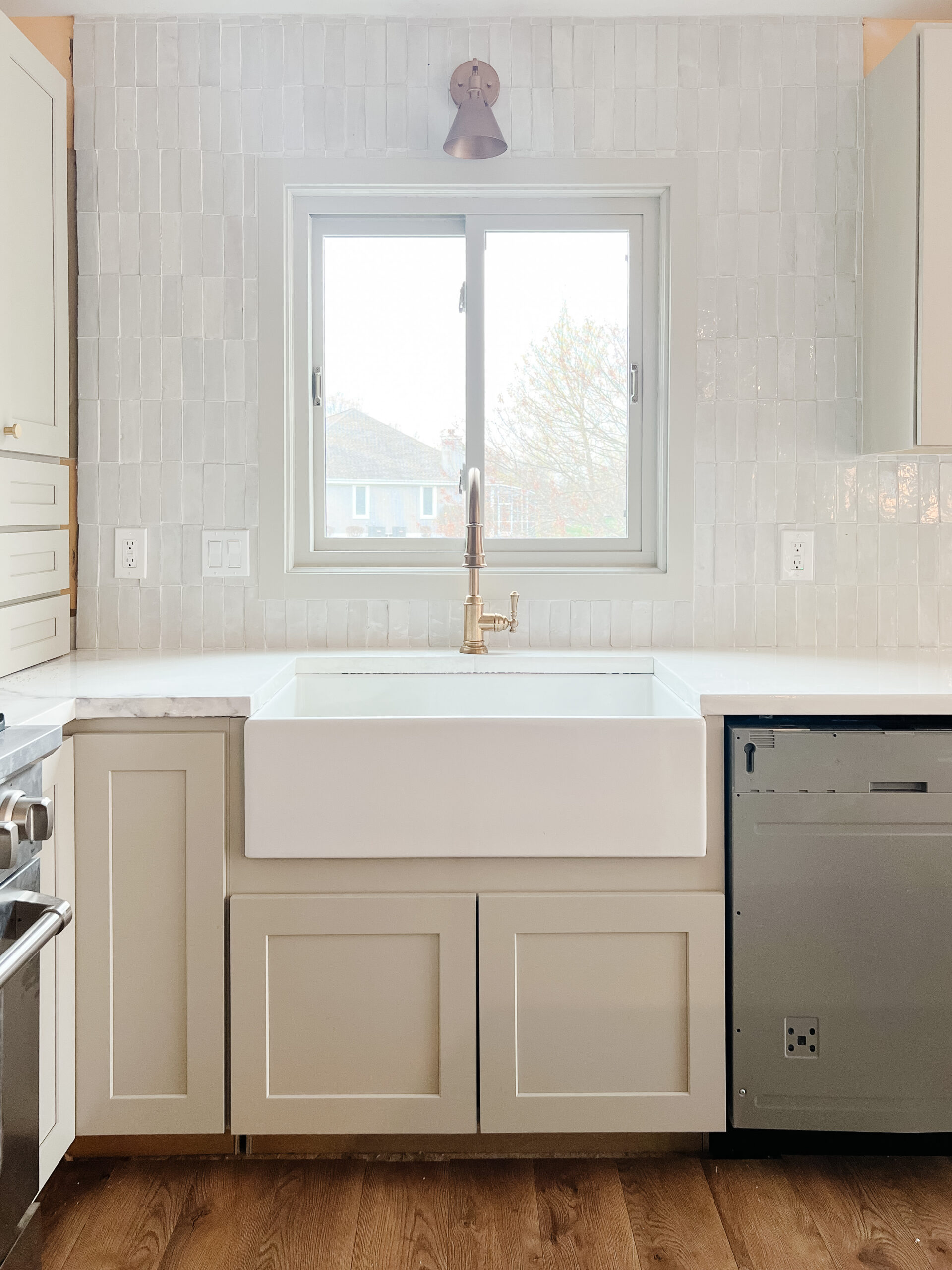 DIY Backsplash Tile Install for Beginners It's Honey Done